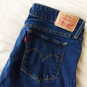 Levi's 712 Slim Jeans